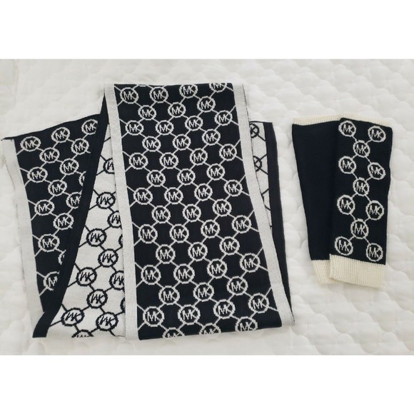 MICHAEL KORS 2-Piece Scarf Fingerless Gloves MK LOGO Black Ivory NWOT - Picture 4 of 8